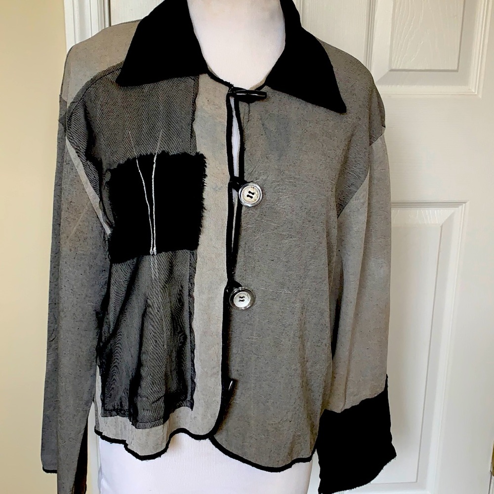 ALISSA Patch style Blouse Top Very Cool Sz S